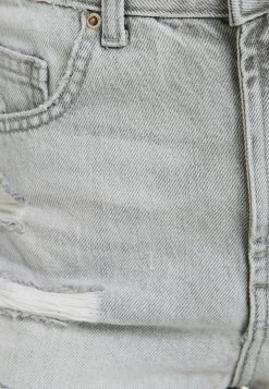 BERSHKA Ripped With Pockets - Jeansshort - Mottled Light Grey -Bershka 03fdab7bd91f4af6856c33c6f740b321