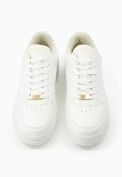BERSHKA Charm Detail- Sneakers Laag - White -Bershka 044e2a7bc33a49cf877fc5cdc470e412