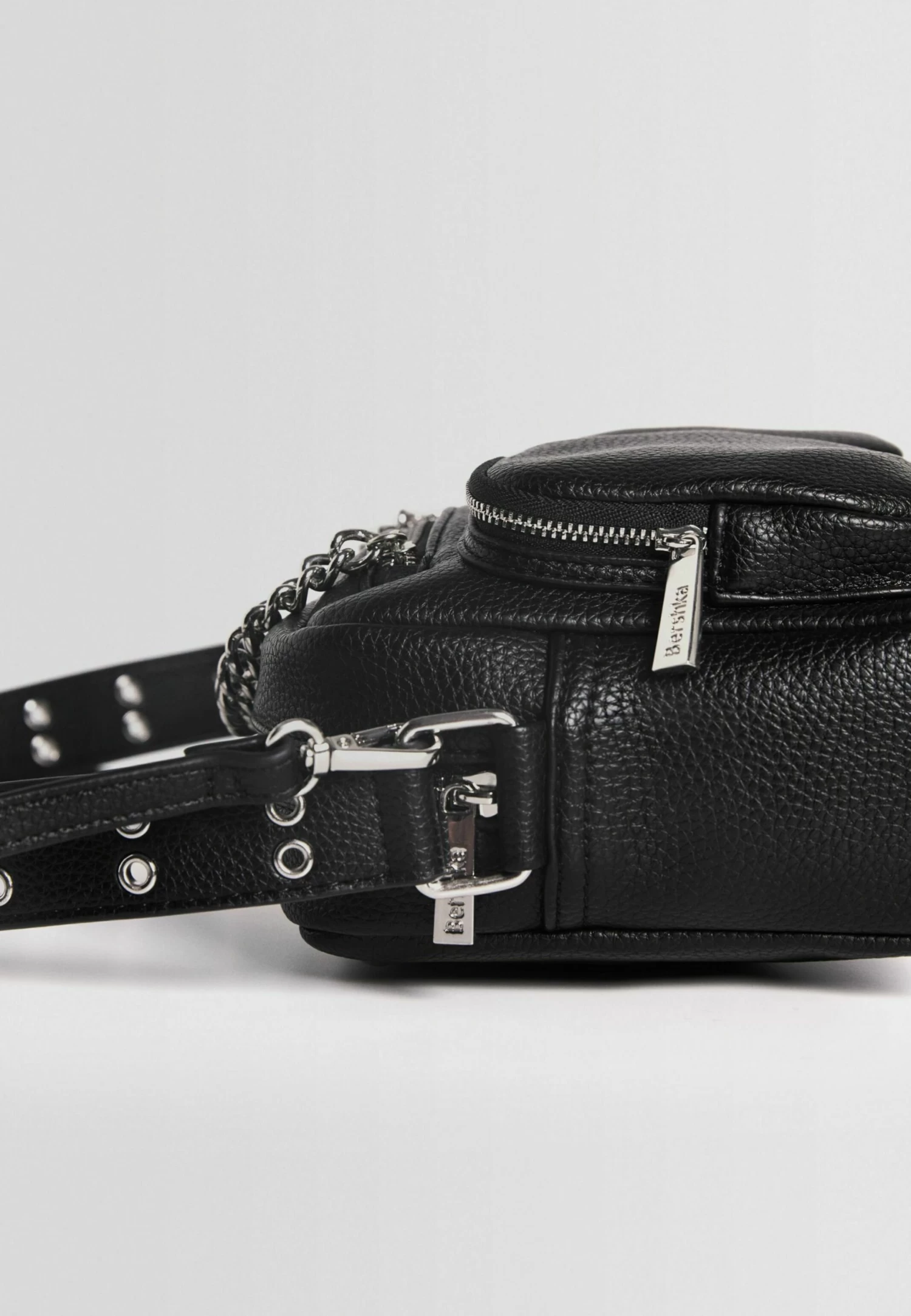 BERSHKA Chain With Pockets - Schoudertas - Black 5 BERSHKA Chain With Pockets - Schoudertas - Black - Afbeelding 5