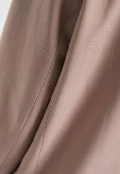 BERSHKA Tailored With Buttons - Halflange Jas - Pink -Bershka 0d3612279d2f449b80e3acdb8fe656ca