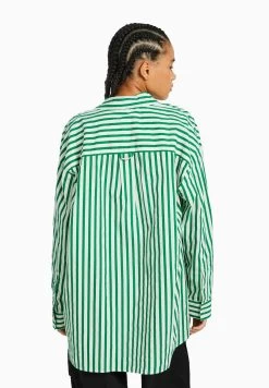 BERSHKA Long Sleeve Oversize - Overhemdblouse - Evergreen -Bershka 0e1dc154bf2741499f01a5a6598b8456