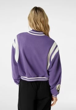 BERSHKA Cropped Varsity - Bomberjacks - Mauve 8 BERSHKA Cropped Varsity - Bomberjacks - Mauve -Bershka 0e99461addde4ac8a2417602429b4571