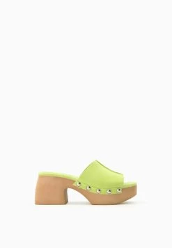 BERSHKA Studded- Clogs - Light Green -Bershka 110caa7835f44a2eb40be5d62bf1d3a5
