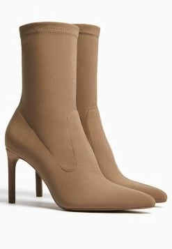 BERSHKA Fitted- Korte Laarzen - Sand -Bershka 1152559ef4254026934d49153648aefb