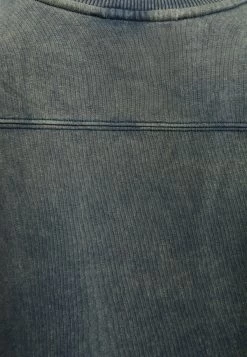 BERSHKA Oversized - Sweater - Blue -Bershka 11c21031bb8347c2bdb9ae7be37d1f40