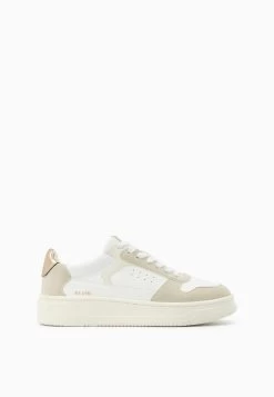 BERSHKA Contrast With Details - Sneakers Laag - Beige -Bershka 123204ea40ef4f26adc2dad14244804d