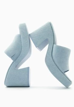 BERSHKA Muiltjes Met Hak - Stone Blue Denim -Bershka 13966e6077eb4cdfb066a7b7a1471c86