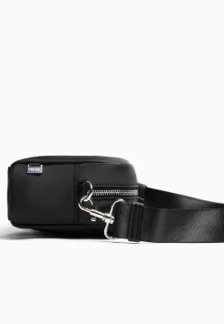 BERSHKA Monochrome - Schoudertas - Black -Bershka 146e7f23909e4bfa94f5725736778375