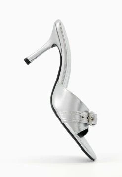 BERSHKA Metallic High-Heel - Muiltjes Met Hak - Silver-Coloured -Bershka 1810ea7e1d174d0d8e7b6a9a75def47a