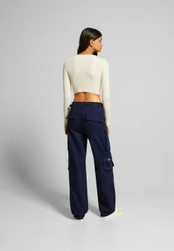 BERSHKA Multipocket Twill - Straight Leg Jeans - Blue Denim -Bershka 19c38f398be54f09987e6a58dceb2def