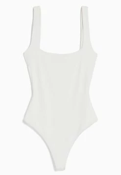 BERSHKA Monochrome Strappy- Top - Off White 10 BERSHKA Monochrome Strappy- Top - Off White -Bershka 1f1a1159fc9646398c736116b2469be5