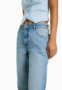 BERSHKA Straight Leg Jeans - Light Blue Denim -Bershka 1fc00e6170a94ce68ba8150c327f9e3f
