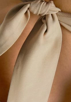 BERSHKA Tied Halter - Blouse - Sand -Bershka 2065cf5819a647788d8087128aa7d225