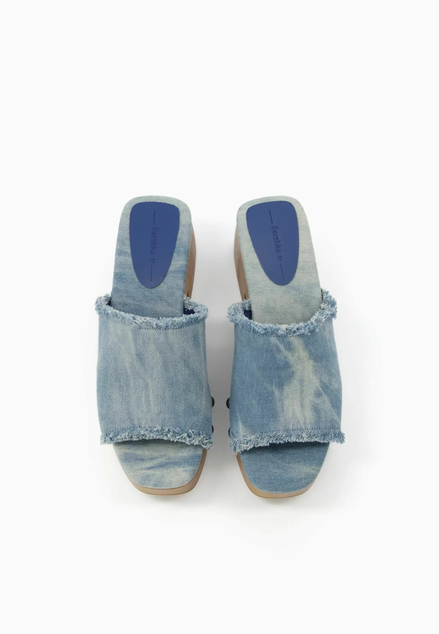 BERSHKA Muiltjes Met Hak - Blue Denim 4 BERSHKA Muiltjes Met Hak - Blue Denim - Afbeelding 4
