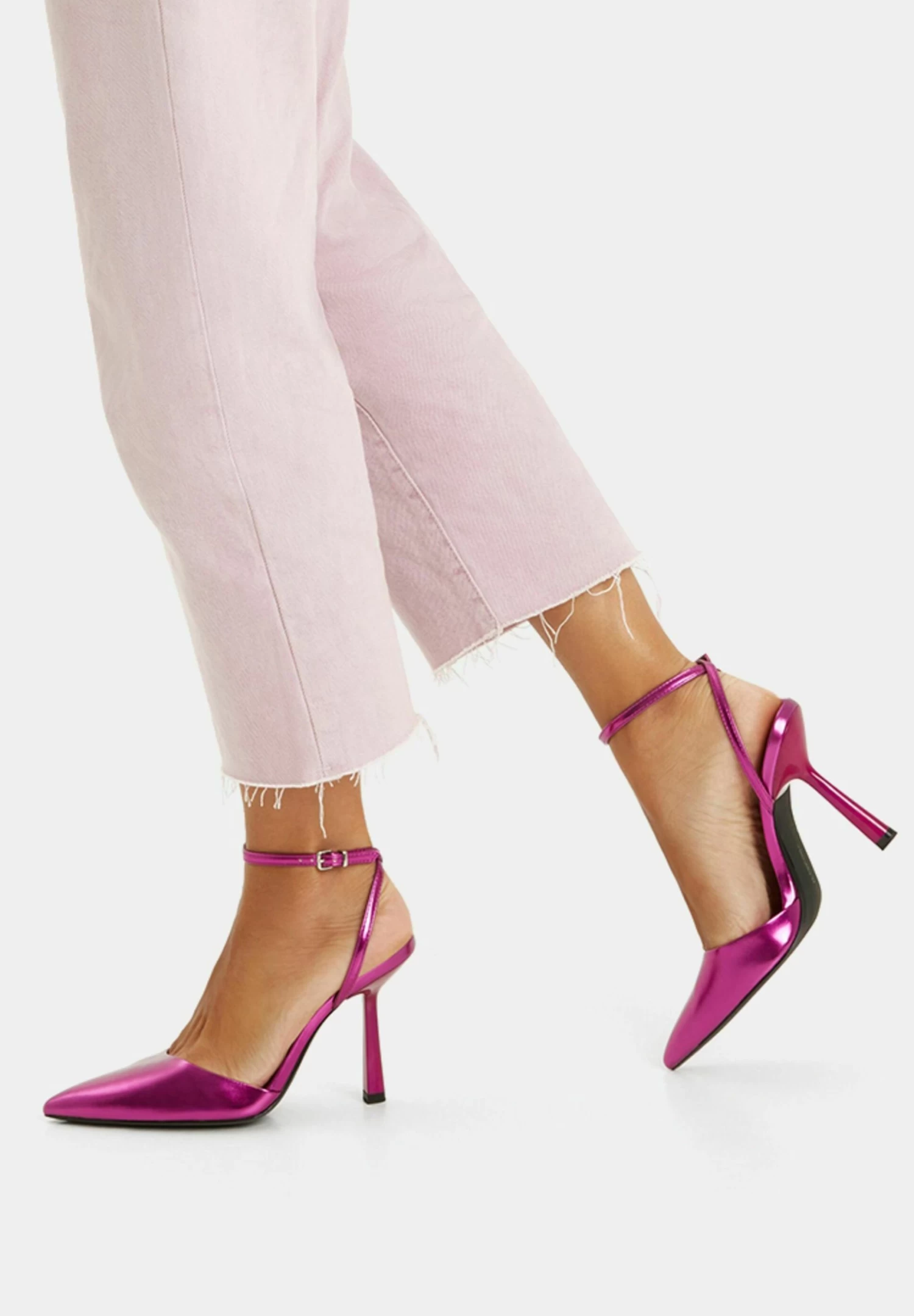 BERSHKA Klassieke Pumps - Pink 1 BERSHKA Klassieke Pumps - Pink