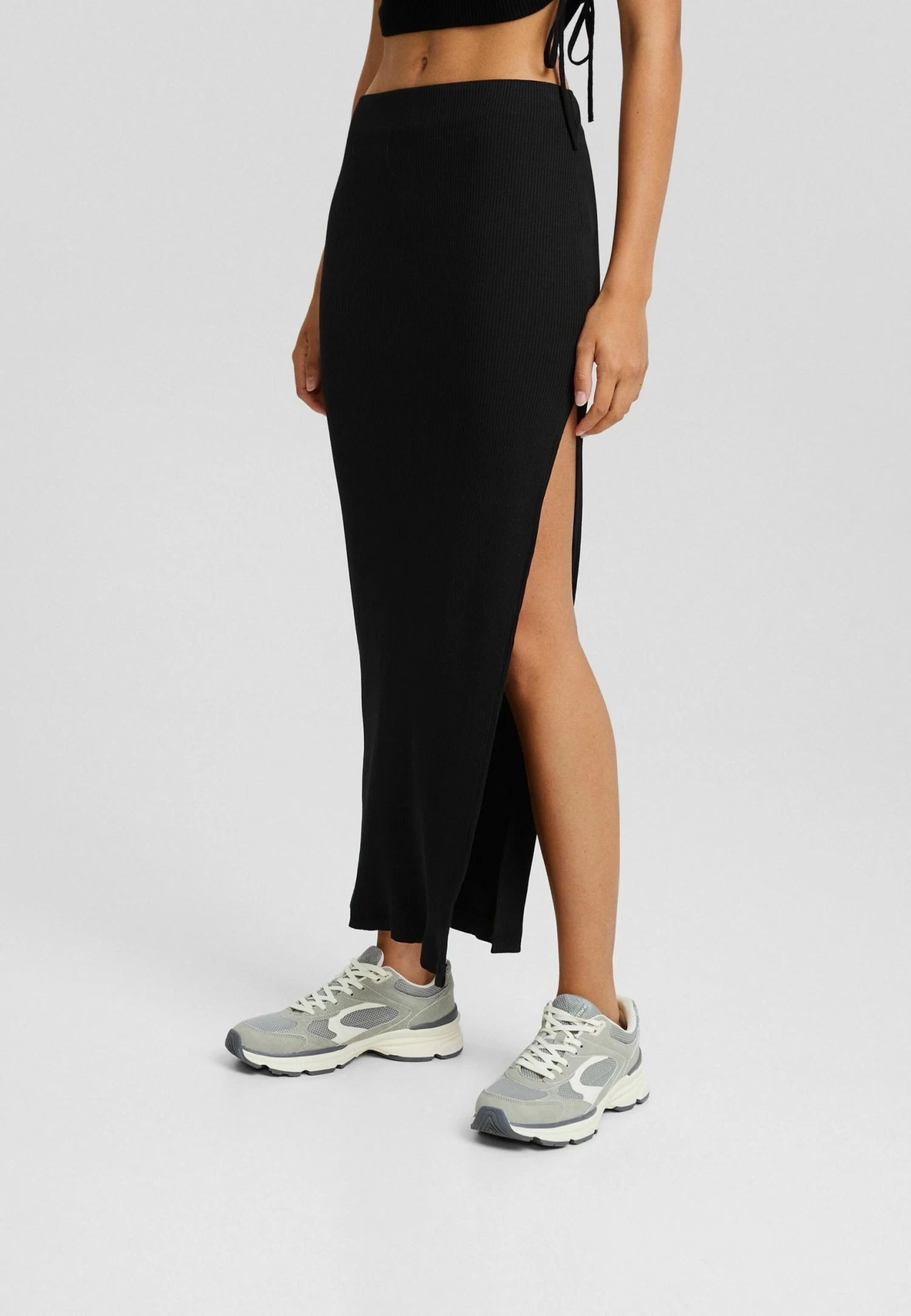 BERSHKA Faded Effect Midi- Maxirok - Black 1 BERSHKA Faded Effect Midi- Maxirok - Black