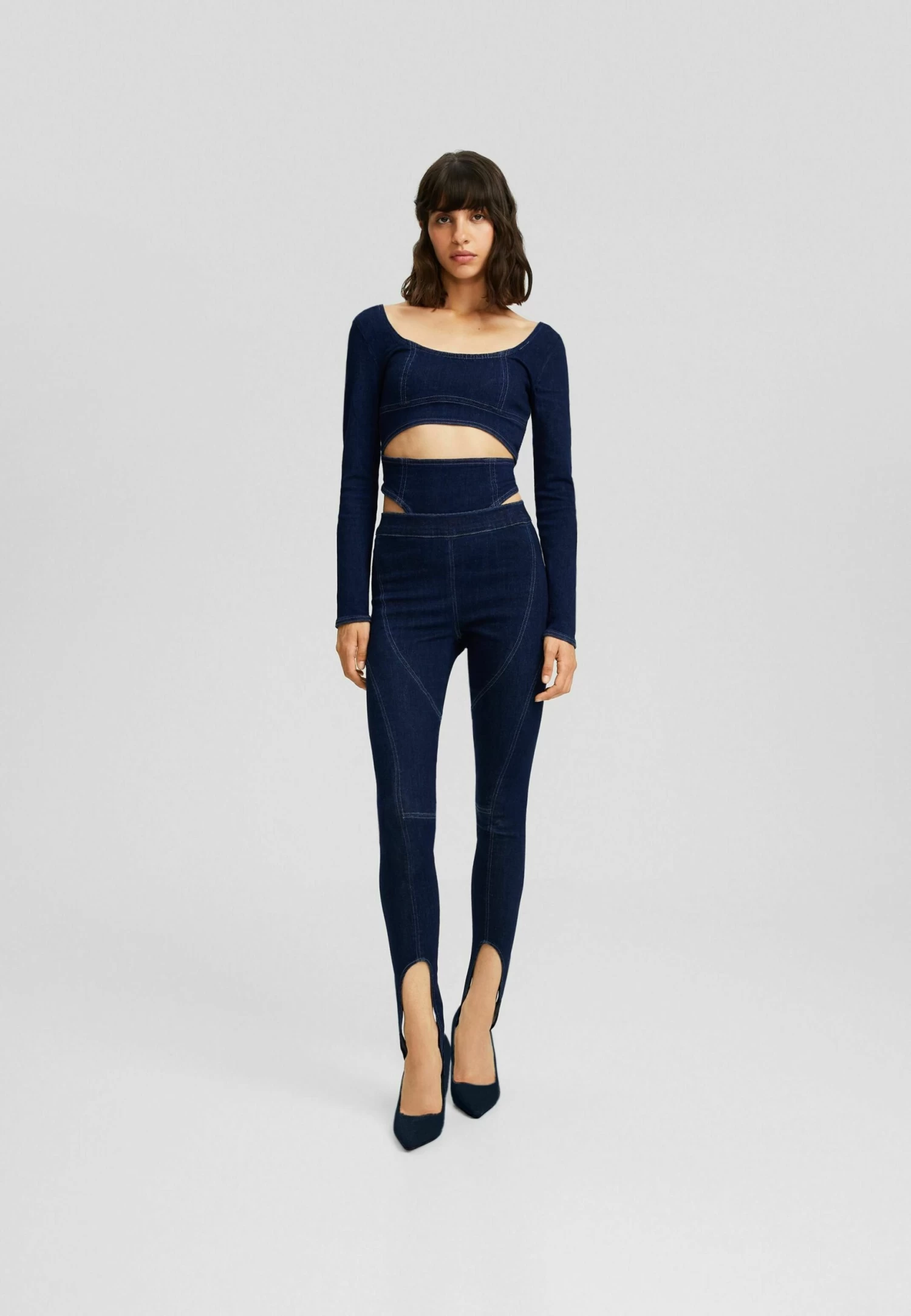 BERSHKA Long Sleeve With Cut-Out Detail - Blouse - Light Blue 2 BERSHKA Long Sleeve With Cut-Out Detail - Blouse - Light Blue - Afbeelding 2