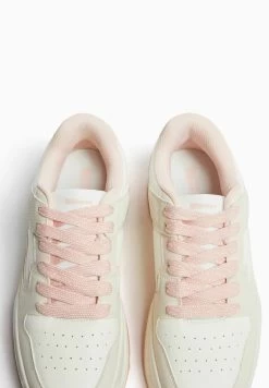 BERSHKA Chunky- Sneakers Laag - Pink -Bershka 2a4b434704274348857a0724f2e14b53