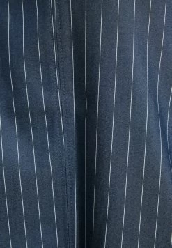 BERSHKA Tailored-Fit- Jeansrok - Dark Blue -Bershka 2a5db4bcca7c49f480f437dad86ca1ca