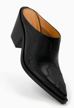 BERSHKA Heeled - Clogs - Black -Bershka 2bc5f165256e4d27a84ab6117b95f115