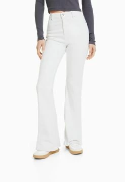 BERSHKA Flared Jeans - White