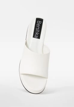 BERSHKA Muiltjes - White -Bershka 2e5351878c314d809c8466ab53c4766c