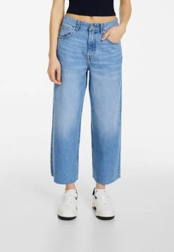BERSHKA Cropped - Flared Jeans - Light Blue Denim