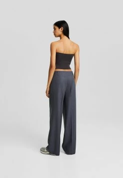 BERSHKA Dad Fit Tailored - Broek - Blue -Bershka 3376c49eef7a41858d1aa8595766fe6e