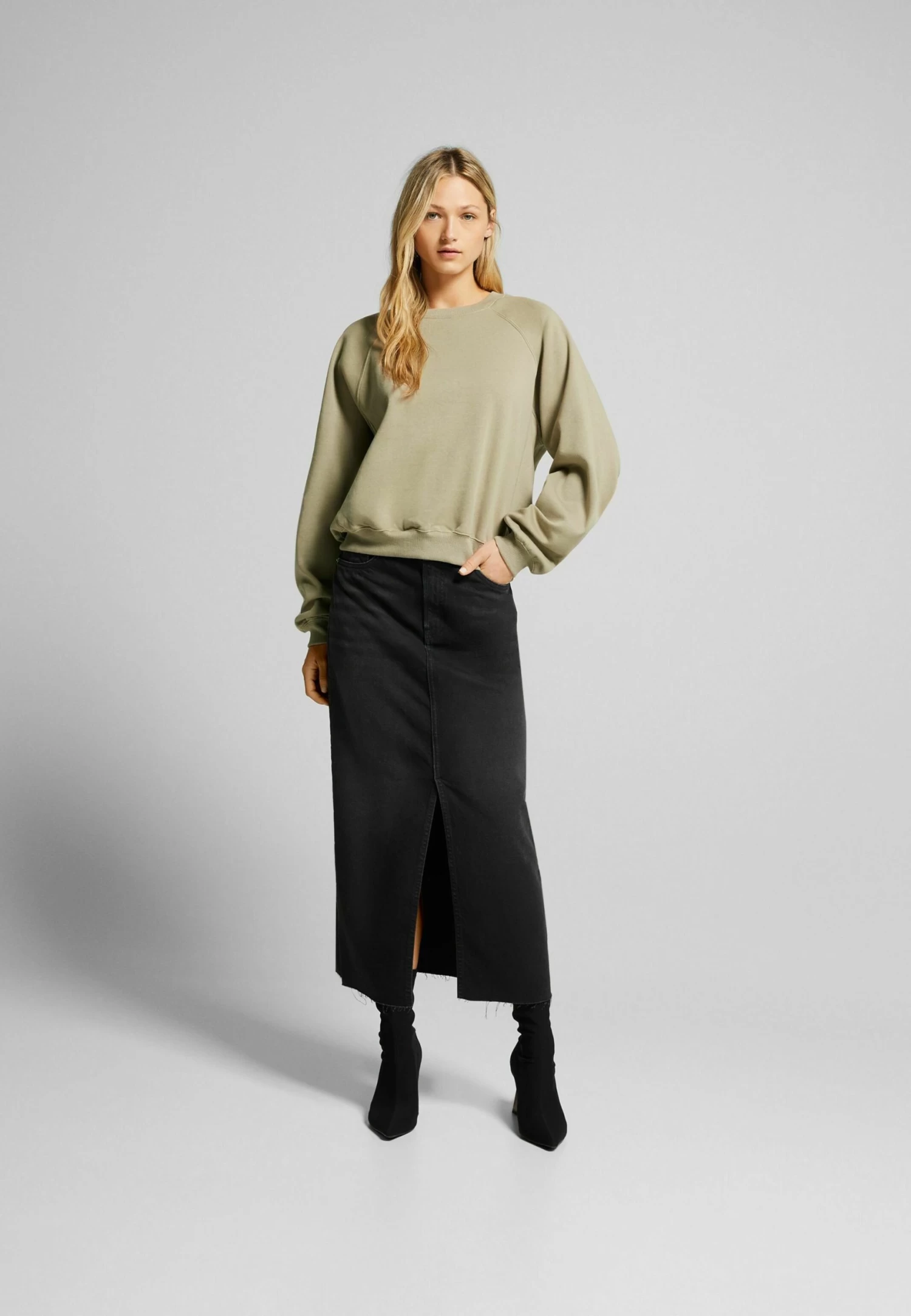 BERSHKA Raglan Sleeve - Sweater - Sand 2 BERSHKA Raglan Sleeve - Sweater - Sand - Afbeelding 2