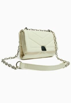 BERSHKA Quilted With Chain - Schoudertas - Off-White -Bershka 3804593bd3df4a2f8c35cc5c5886a763