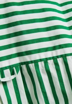 BERSHKA Long Sleeve Oversize - Overhemdblouse - Evergreen -Bershka 3a79d0ae31d645e1b3e177747caea038