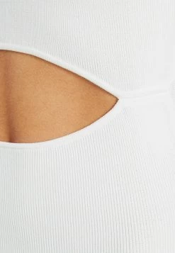 BERSHKA With Back Detail - Etui-Jurk - Off White -Bershka 401d49b722d745c087d18dfedffcd9e2