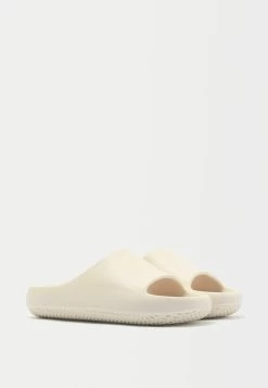 BERSHKA Muiltjes - Off White -Bershka 4166cd1078a64654ab9c602ccadab2f8