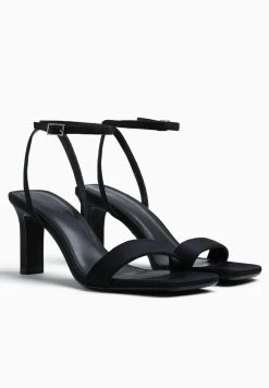 BERSHKA With Ankle - Sandalen - Black 8 BERSHKA With Ankle - Sandalen - Black -Bershka 44d5b51b7e1f42d7b788b2de0a2e3dee