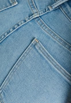 BERSHKA Super High-Waist - Jeans Skinny Fit - Light Blue -Bershka 463b80163a5d493e9f8d06e358808c02