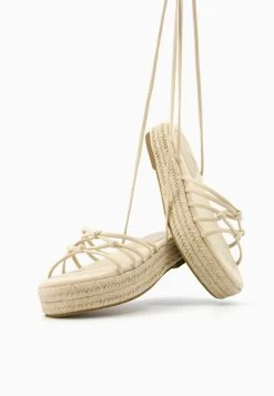 BERSHKA Tied - Sandalen Met Plateauzool - Beige -Bershka 469070d434f04d848847f8fe5068e7e2