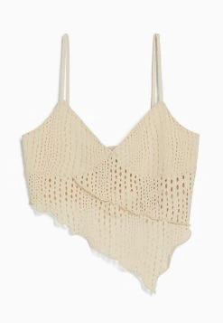 BERSHKA Seamed Strappy Rustic Crop - Top - White -Bershka 47d152a6191e4a389e9a5b0fbfdd5cb6