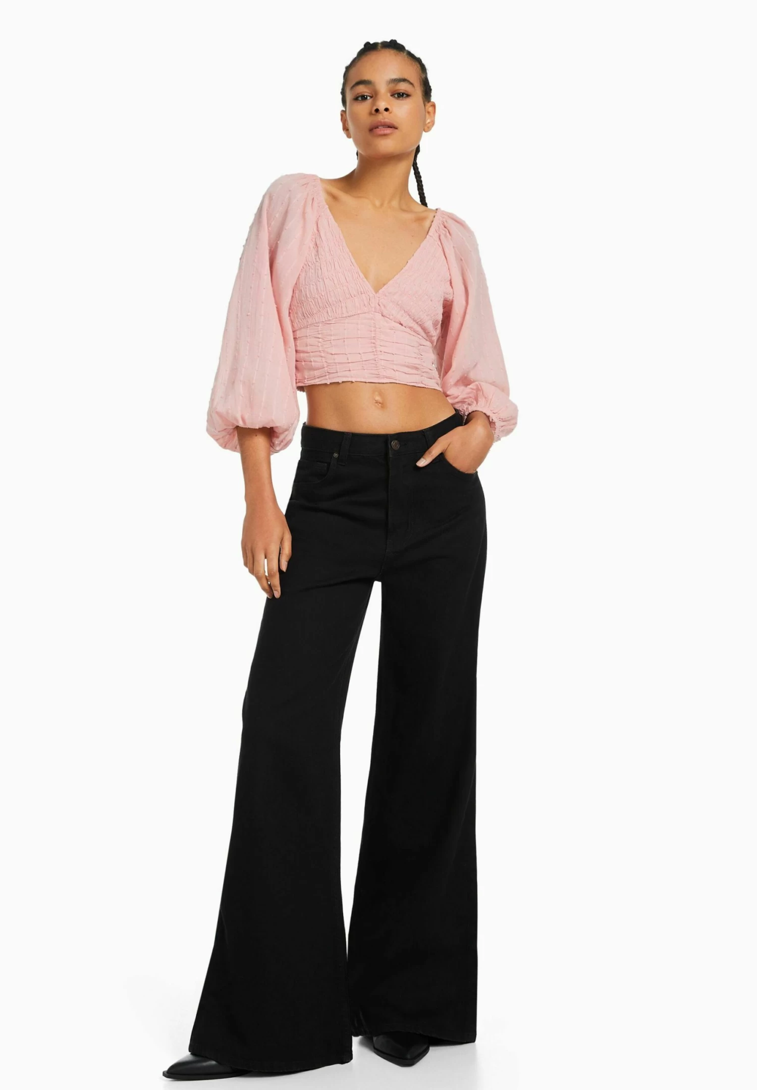 BERSHKA Voluminous Long Sleeve - V-Neck- Blouse - Pink 2 BERSHKA Voluminous Long Sleeve - V-Neck- Blouse - Pink - Afbeelding 2