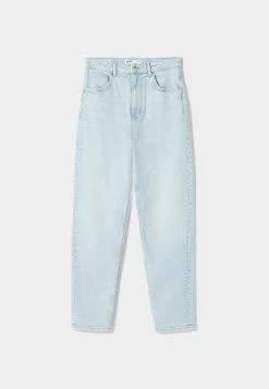 BERSHKA Comfort Fit- Mom- Straight Leg Jeans - Light Blue -Bershka 51c9aa3c8b5e4c79886bf8749d0bd9f0