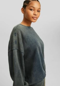 BERSHKA Oversized - Sweater - Blue -Bershka 5393c6fd11d3448482bdb3332c2221cf