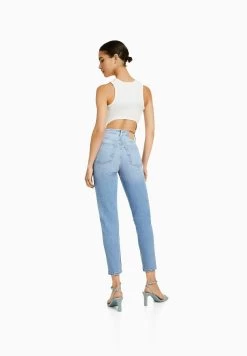 BERSHKA Slim Fit Jeans - Light Blue Denim -Bershka 55d9629dd8da45e6b9cc66c20ff229fe