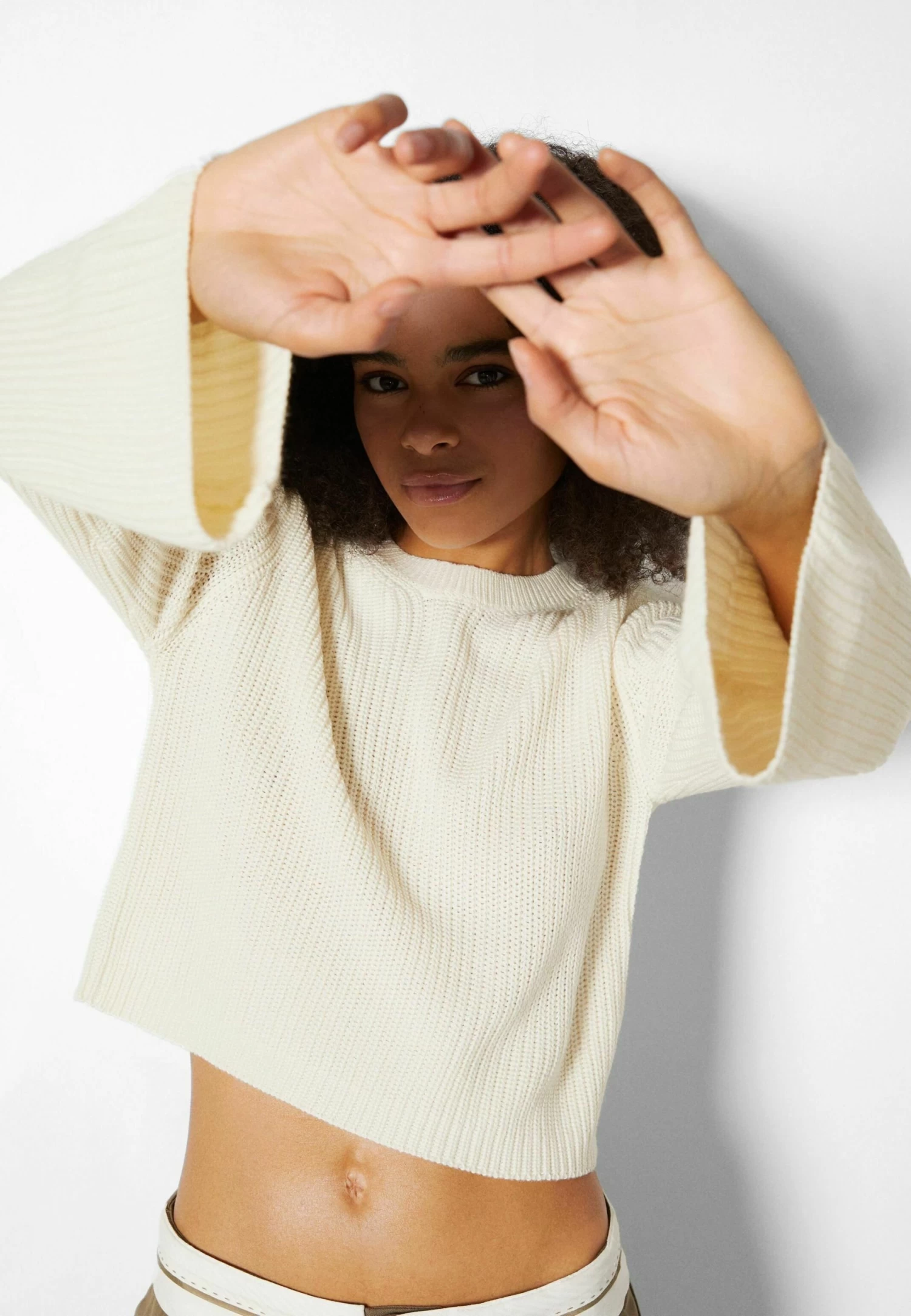 BERSHKA Round Neck- Trui - Beige 4 BERSHKA Round Neck- Trui - Beige - Afbeelding 4