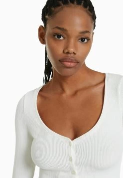 BERSHKA Buttoned - Vest - Off White 9 BERSHKA Buttoned - Vest - Off White -Bershka 5b7f5f483b32495f99a1d6016e086086