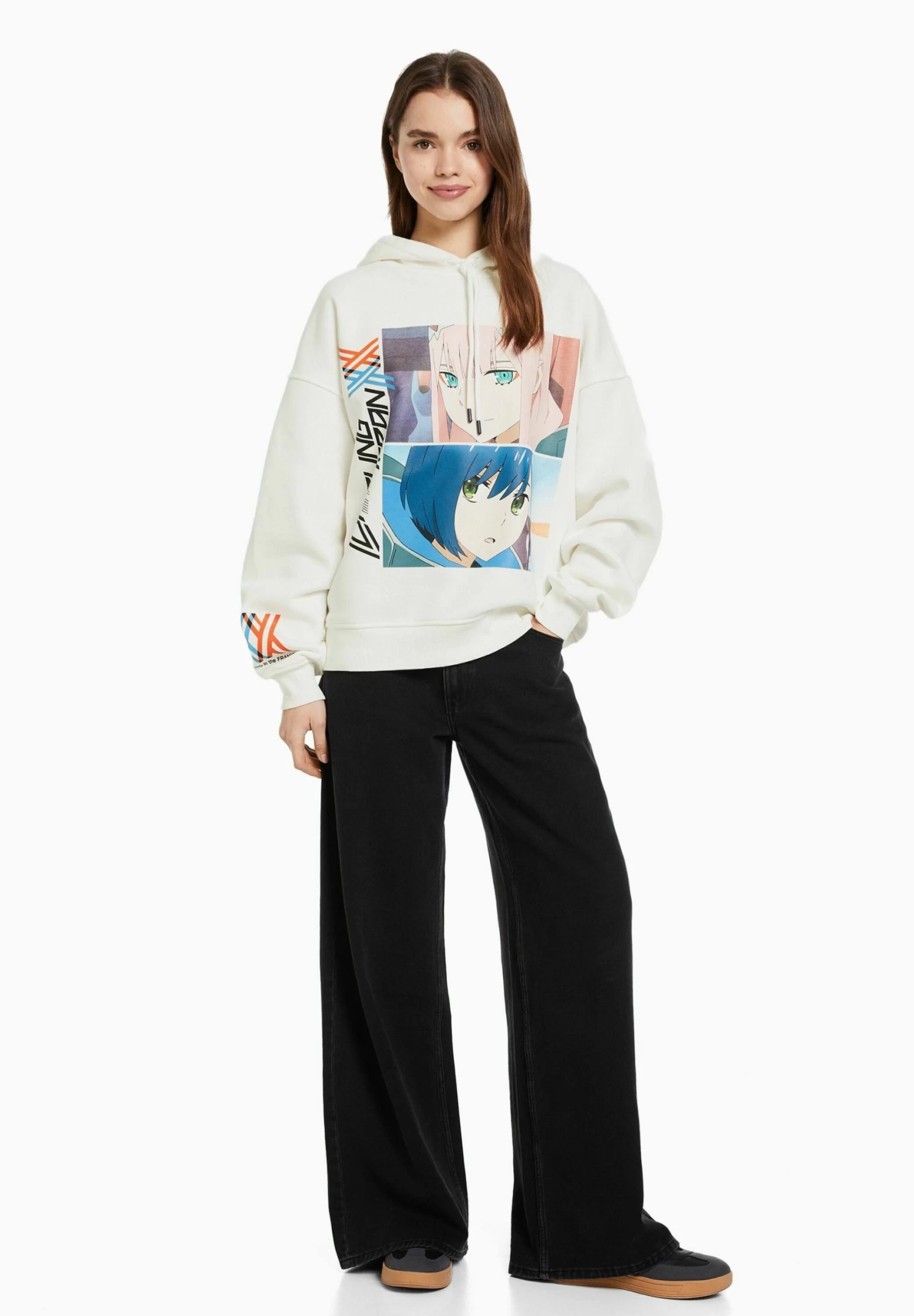 BERSHKA Darling In The Franxx Print - Hoodie - White 2 BERSHKA Darling In The Franxx Print - Hoodie - White - Afbeelding 2