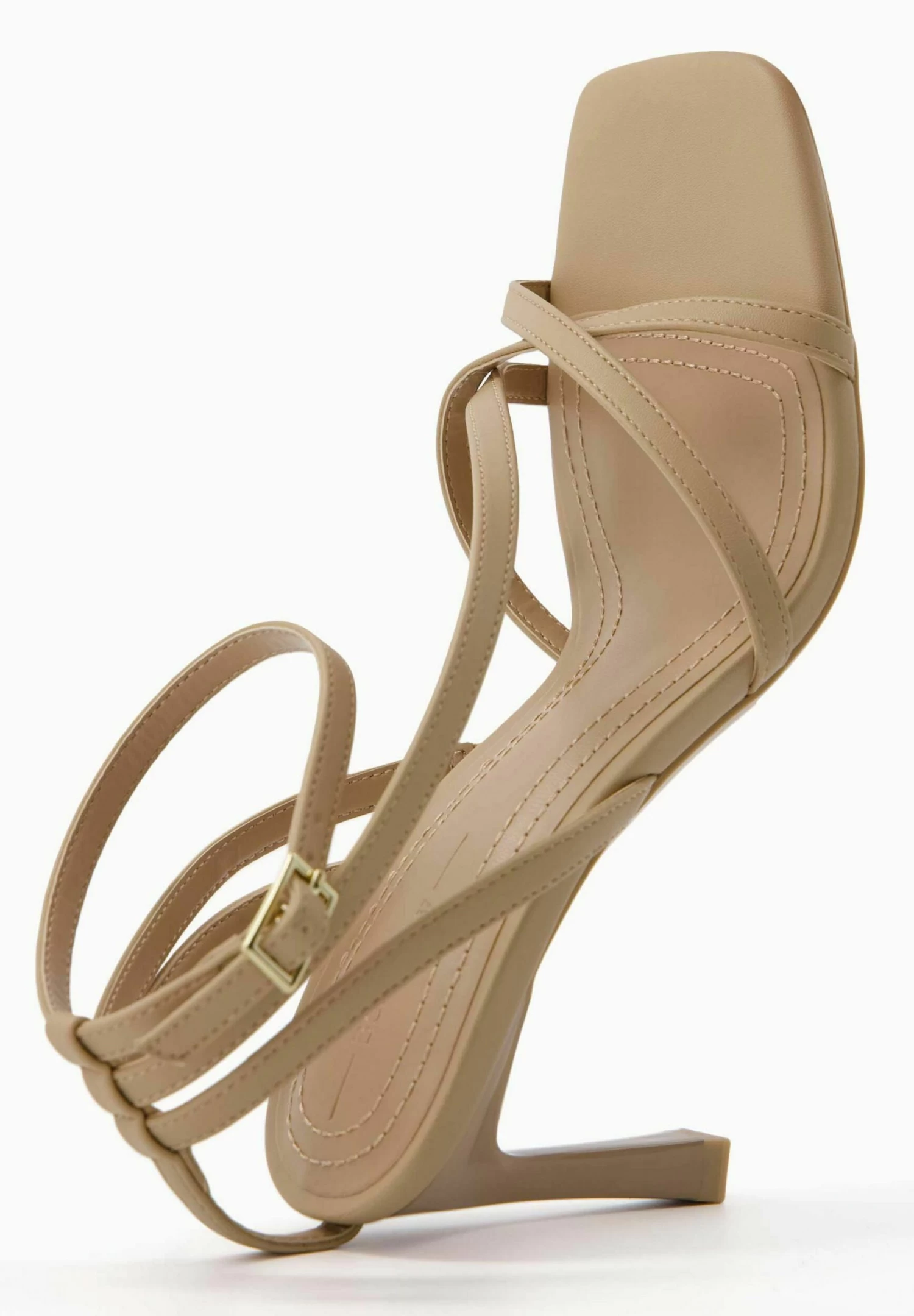 BERSHKA With Ankle Strap - Strappy - Sandalen - Sand 4 BERSHKA With Ankle Strap - Strappy - Sandalen - Sand - Afbeelding 4