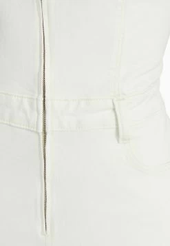 BERSHKA Zip - Jumpsuit - Beige -Bershka 62c3bbe8dd0445c2a9cdc1272499db15