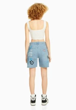 BERSHKA Printed Bermuda - Jeansshort - Light Blue -Bershka 63e3b6403c6047f4bbc789c74e4128e8