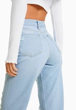 BERSHKA Relaxed Fit Jeans - Light Blue -Bershka 659947fad54545568237a34d07b9ce41