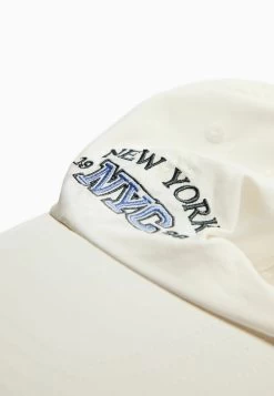 BERSHKA Pet - White 9 BERSHKA Pet - White -Bershka 66e2d8e2e8a04d488d4839d20fe9cc9f