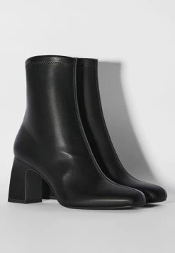 BERSHKA Korte Laarzen - Black -Bershka 672a8c3638724538b2412679e26c8bb9